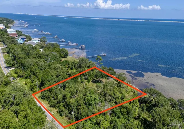 Photo 1 of Land for sale at 5161 Soundside Dr, Gulf Breeze, FL 32563 | MLS# 668169 | Listing updated on 2026-07-09