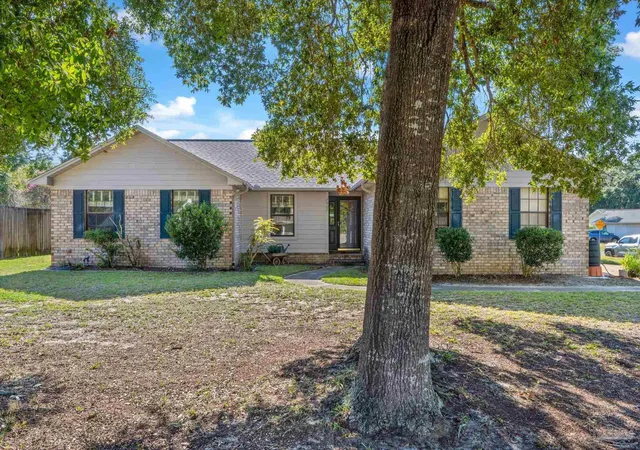 Photo 1 of Single family home for sale at 7967 Briaroak Dr, Pensacola, FL 32514 | MLS# 690629 | Listing updated on 2026-10-29