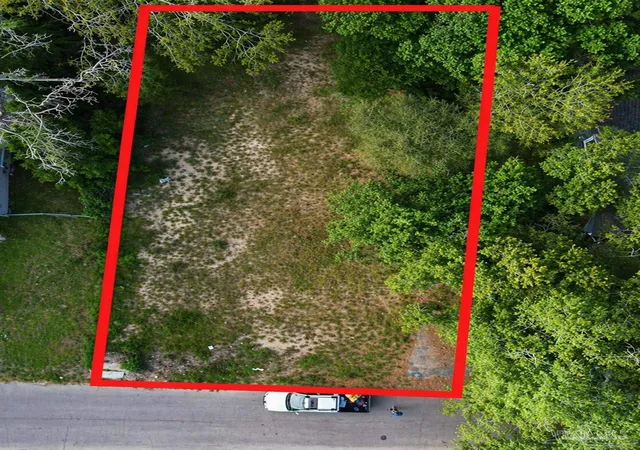 1st image of 3714 W Gadsden St, Pensacola, FL 32505 | MLS# 680763