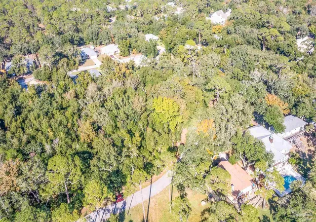 3rd image of 5606 Innerarity Cir, Pensacola, FL 32507 | MLS# 684918