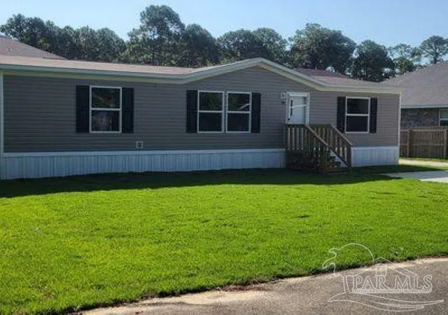 Homes for sale in Mary Esther, FL | 208 Starfish Rd, Mary Esther, FL 32569 | MLS# 681547