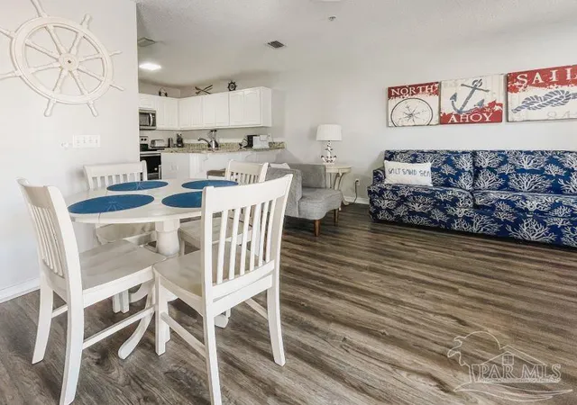 4th image of 8436 Gulf Blvd #612, Navarre, FL 32566 | MLS# 685393