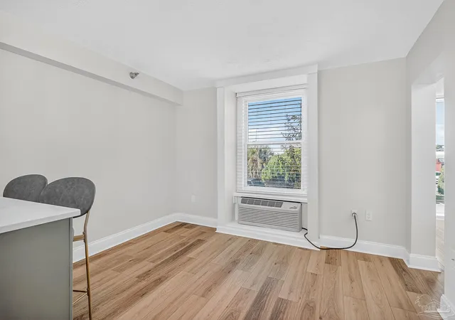 2nd image of 224 E Garden St #251, Pensacola, FL 32502 | MLS# 682539