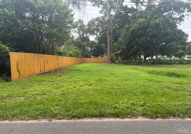 Photo 3 of Land for sale at 1804 W Lakeview Ave, Pensacola, FL 32501 | MLS# 684092 | Listing updated on 2026-06-10