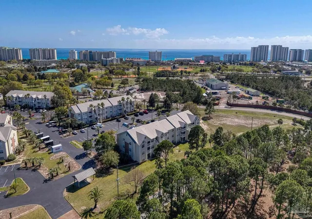 Listing Photo 2 - Condo for sale in building located at 4090 Dancing Cloud Ct, Destin, FL 32541 - Unit #250