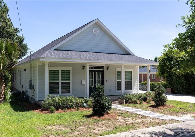 2nd image of 1006 W Lloyd St, Pensacola, FL 32501 | MLS# 683841