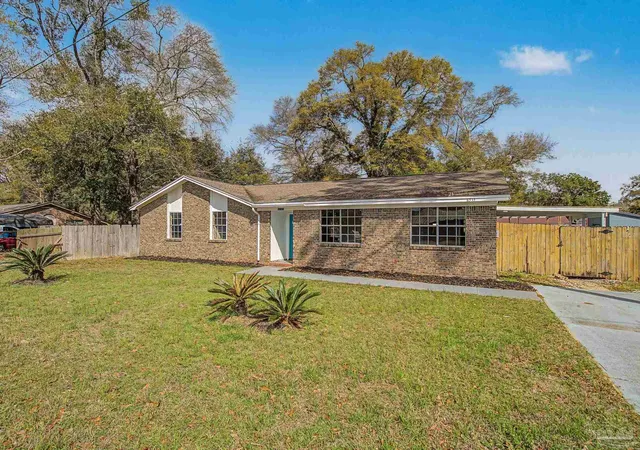 Homes for sale in Milton, FL | 6535 Kennington Cir, Milton, FL 32570 | MLS# 680819