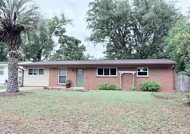 2nd image of 4532 Bixby Cir, Pensacola, FL 32514 | MLS# 681963