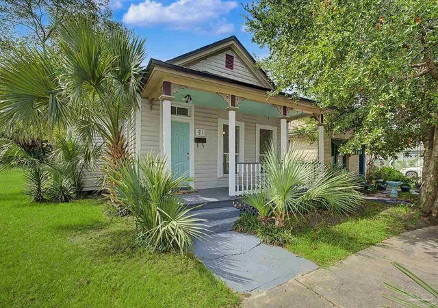 Photo 2 of Single family home for sale at 411 W Gadsden St, Pensacola, FL 32501 | MLS# 687770 | Listing updated on 2026-08-29
