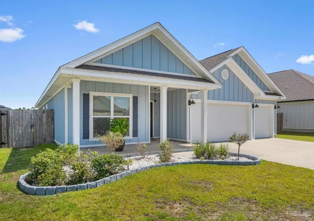 Homes for sale in Gulf Breeze, FL | 6280 Forest Bay Ave, Gulf Breeze, FL 32563 | MLS# 685640