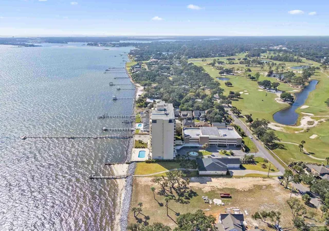 Homes for sale in Warrington, FL | 825 Bayshore Dr, Warrington, FL 32507