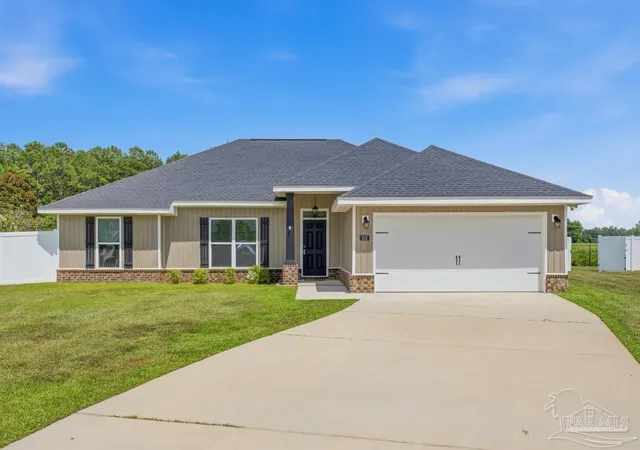 Homes for sale in Atmore, AL | 215 Saint Stephens Ct, Atmore, AL 36502 | MLS# 685813