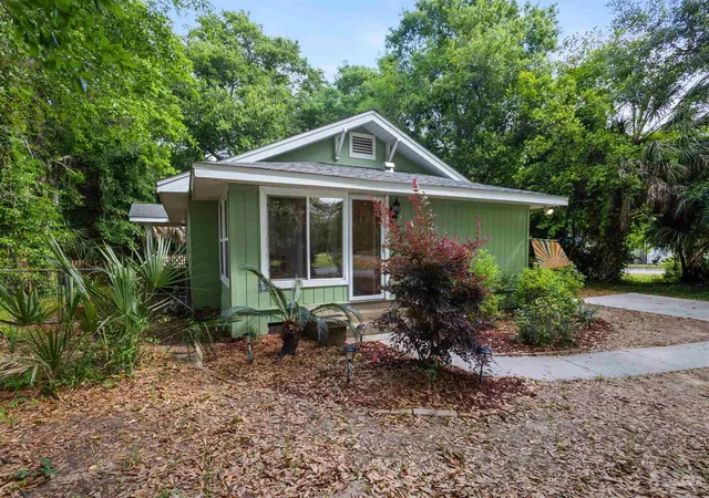 2nd image of 1724 E Maxwell St, Pensacola, FL 32503 | MLS# 681713