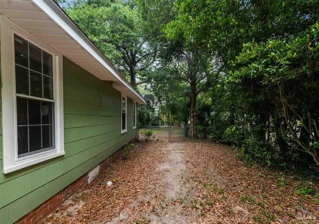 3rd image of 1724 E Maxwell St, Pensacola, FL 32503 | MLS# 681713
