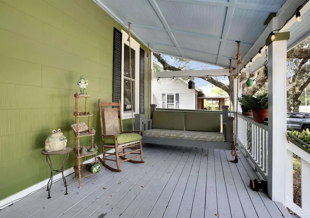 4th image of 913 E Lloyd St, Pensacola, FL 32503 | MLS# 681369