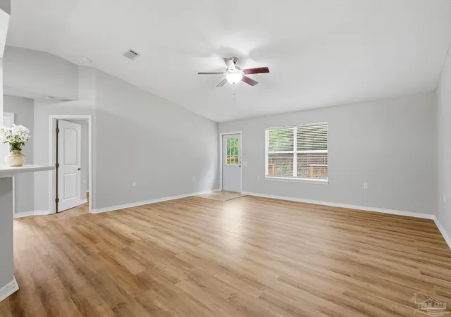 image of 10120 Crest Ridge Dr, Pensacola, FL 32514 | MLS# 680161