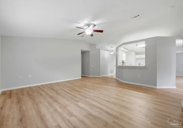 image of 10120 Crest Ridge Dr, Pensacola, FL 32514 | MLS# 680161