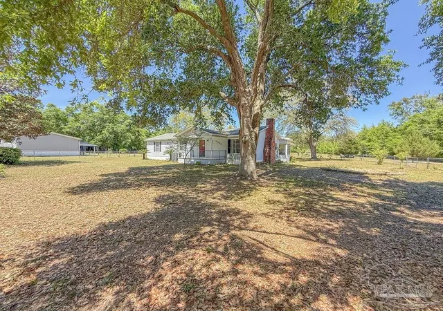 36th image of 10000 Shangri La West Rd, Milton, FL 32583 | MLS# 681009