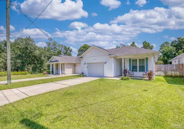 Photo 3 of Single family home for sale at 5208 Arrowhead Rd, Pensacola, FL 32507 | MLS# 671513 | Listing updated on 2026-10-19