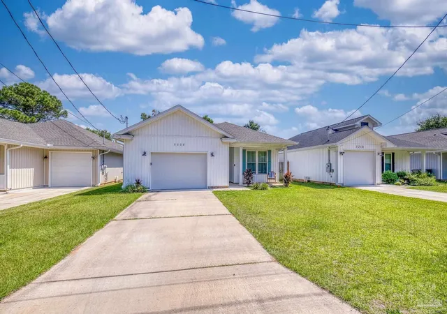 Photo 4 of Single family home for sale at 5208 Arrowhead Rd, Pensacola, FL 32507 | MLS# 671513 | Listing updated on 2026-10-19