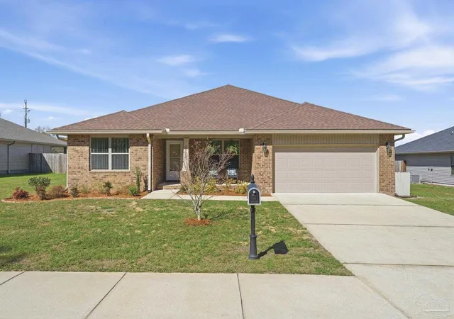 Homes for sale in Crestview, FL | 6022 Wilsey Ln, Crestview, FL 32539 | MLS# 680672