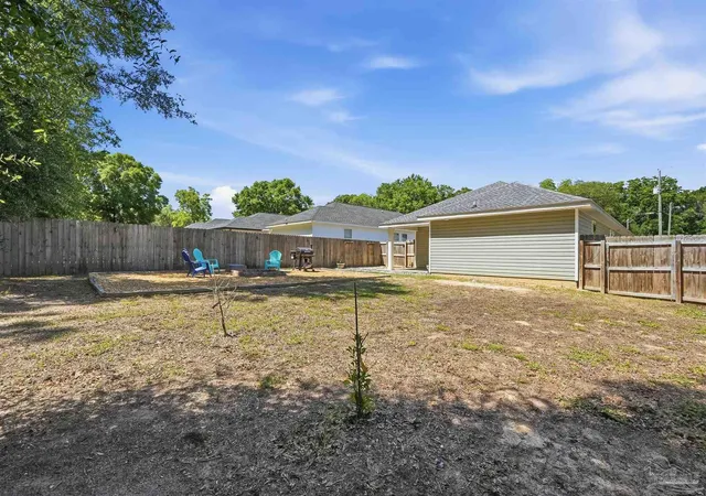 Homes for sale in Crestview, FL | 5159 Lake Dr, Crestview, FL 32539 | MLS# 682221