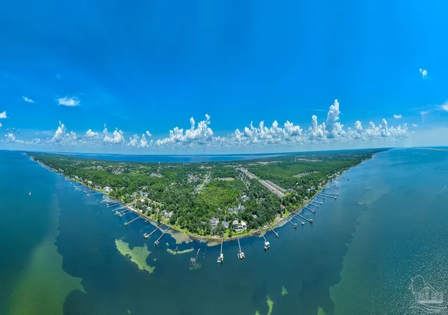 Photo 3 of Land for sale at 5364 Soundside Dr, Gulf Breeze, FL 32563 | MLS# 668540 | Listing updated on 2026-08-05