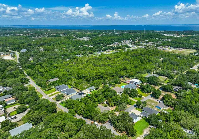 Photo 4 of Land for sale at 5364 Soundside Dr, Gulf Breeze, FL 32563 | MLS# 668540 | Listing updated on 2026-08-05
