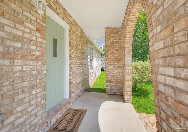 Photo 3 of Single family home for sale at 4240 Morelia Pl, Pensacola, FL 32504 | MLS# 688076 | Listing updated on 2026-09-09