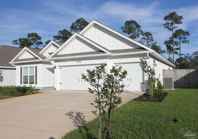 Photo 3 of Single family home for sale at 6586 Forest Bay Ave, Gulf Breeze, FL 32563 | MLS# 680768 | Listing updated on 2026-09-17