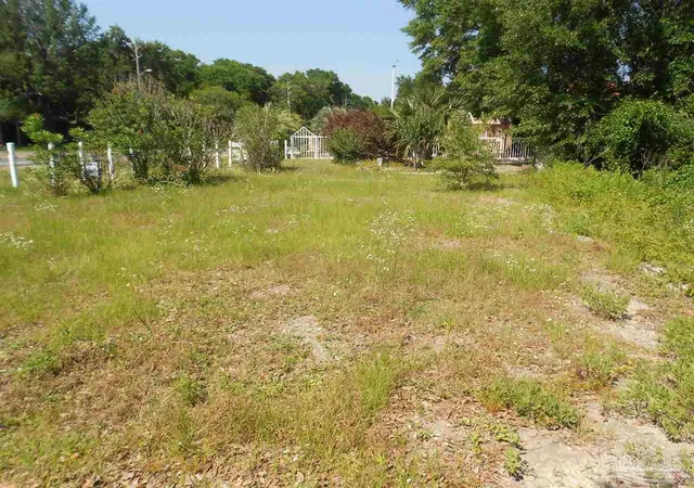 Photo 2 of Land for sale at 6400 Scenic Hwy, Pensacola, FL 32504 | MLS# 595881 | Listing updated on 2025-12-23