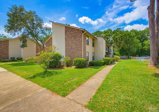 Photo 1 of Condo for sale at 2201 Scenic Hwy #I-5, Pensacola, FL 32503 | MLS# 688078 | Listing updated on 2026-09-08