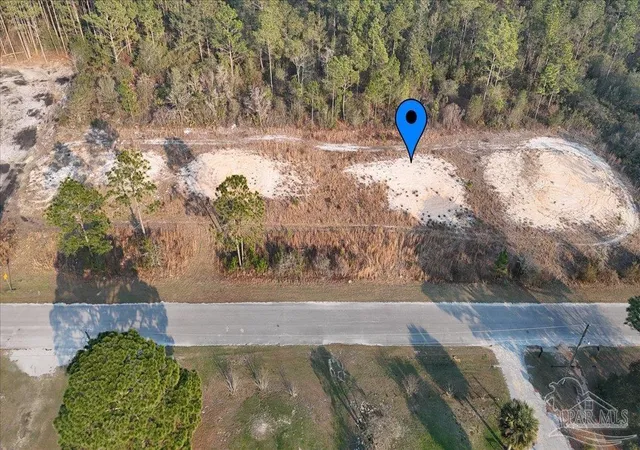 4th image of 8017 Twin Lake Dr, Milton, FL 32583 | MLS# 659109