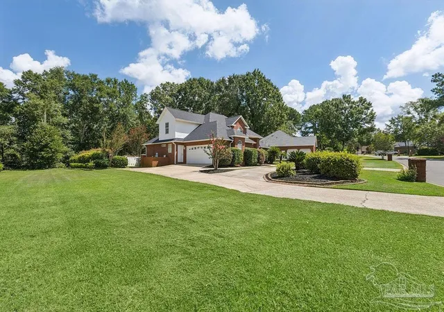 2nd image of 3028 Greystone Dr, Milton, FL 32571 | MLS# 685548