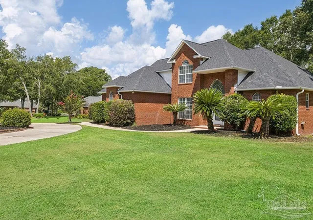 4th image of 3028 Greystone Dr, Milton, FL 32571 | MLS# 685548