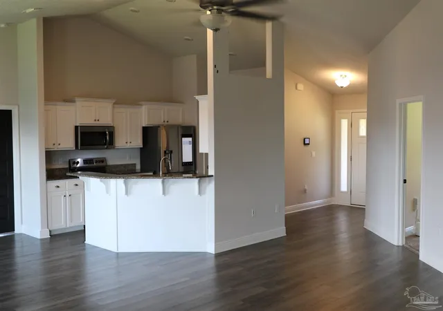 Photo 2 of Single family home for sale at 2019 Broad St, Crestview, FL 32536 | MLS# 685383 | Listing updated on 2026-08-28