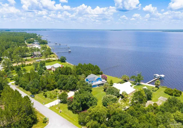 Photo 3 of Single family home for sale at 2116 Copelare Dr, Milton, FL 32583 | MLS# 685313 | Listing updated on 2026-08-27