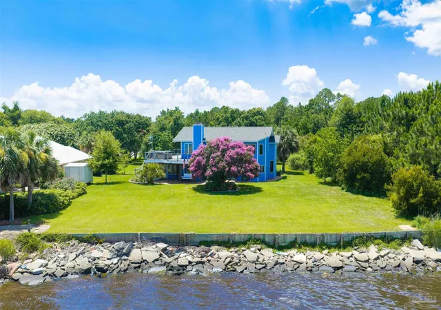 Photo 3 of Single family home for sale at 2116 Copelare Dr, Milton, FL 32583 | MLS# 685313 | Listing updated on 2026-08-27