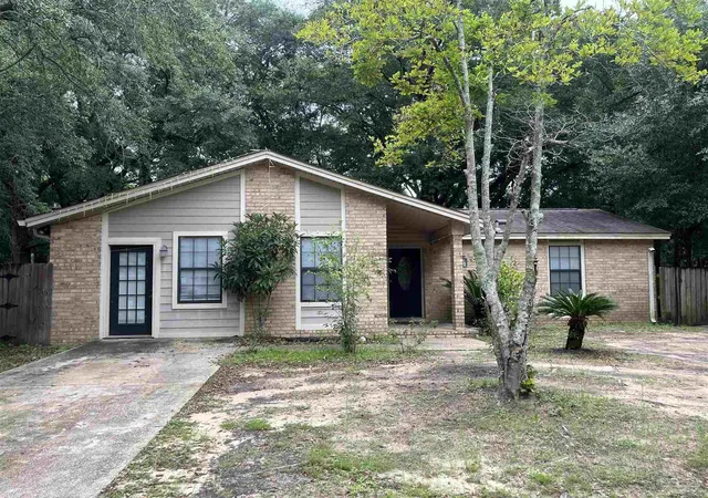 Photo 1 of Single family home for sale at 5898 Independence Dr, Milton, FL 32570 | MLS# 684021 | Listing updated on 2026-10-05
