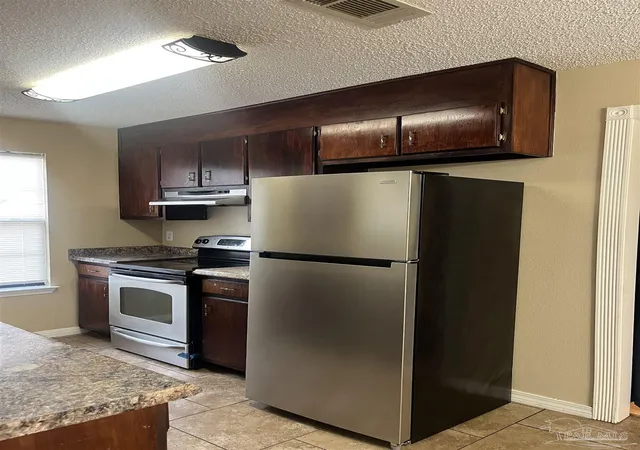 Photo 3 of Single family home for sale at 5898 Independence Dr, Milton, FL 32570 | MLS# 684021 | Listing updated on 2026-10-05