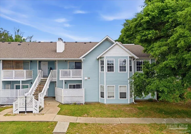 Photo 3 of Townhouse for sale at 601 E Burgess Rd #C6, Pensacola, FL 32504 | MLS# 681771 | Listing updated on 2026-09-08