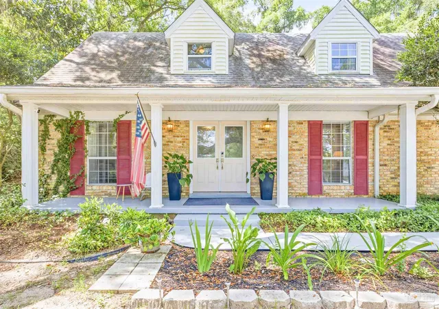 2nd image of 5307 Lakewood Dr, Milton, FL 32570 | MLS# 684931