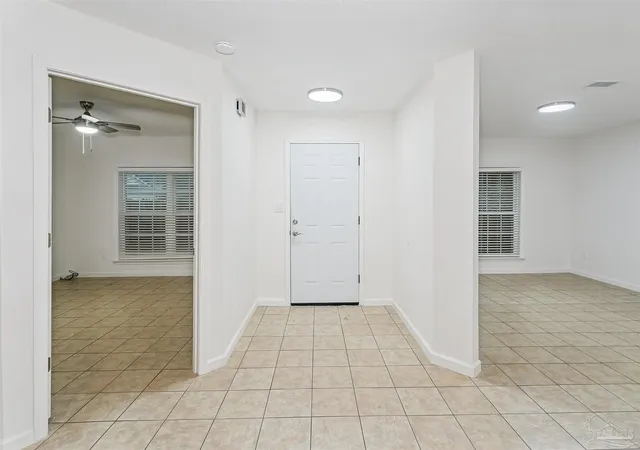 Photo 3 of Single family home for sale at 5100 Bradford Dr, Milton, FL 32571 | MLS# 684753 | Listing updated on 2026-09-07