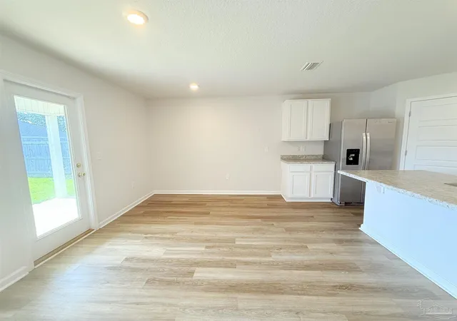 Photo 4 of Sale Pending at 9615 Angel Oak Dr, Pensacola, FL 32526 | MLS# 685899 | Listing updated on 2026-08-30