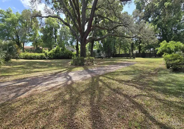 Photo 3 of Land for sale at 401 N 65th Ave, Pensacola, FL 32506 | MLS# 688016 | Listing updated on 2026-09-23