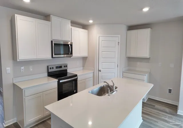 2nd image of 5394 Fox Hunt Dr, Milton, FL 32583 | MLS# 682776