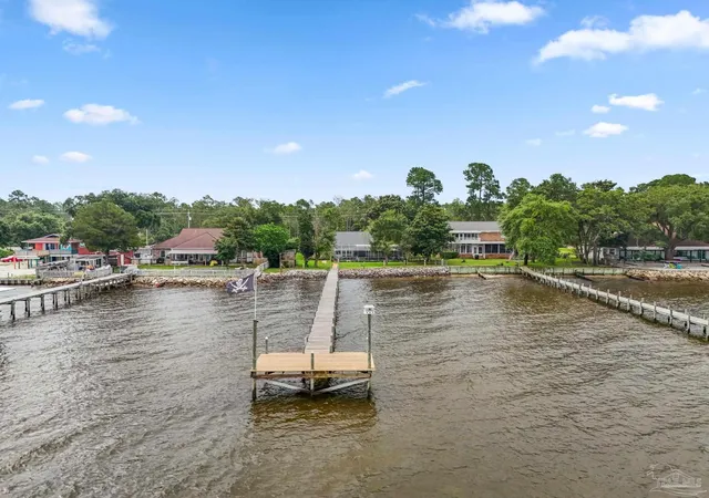 Photo 3 of Single family home for sale at 6338 E Bay Blvd, Gulf Breeze, FL 32563 | MLS# 684804 | Listing updated on 2026-08-19