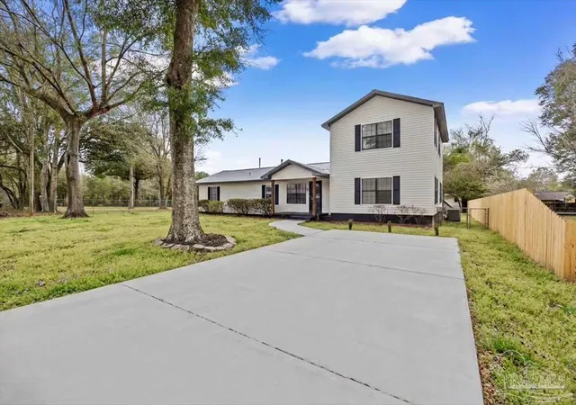 Photo 1 of Single family home for sale at 4133 Lawrence Ave, Milton, FL 32571 | MLS# 685509 | Listing updated on 2026-07-09
