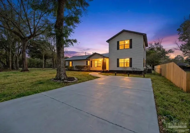 Photo 2 of Single family home for sale at 4133 Lawrence Ave, Milton, FL 32571 | MLS# 685509 | Listing updated on 2026-07-09