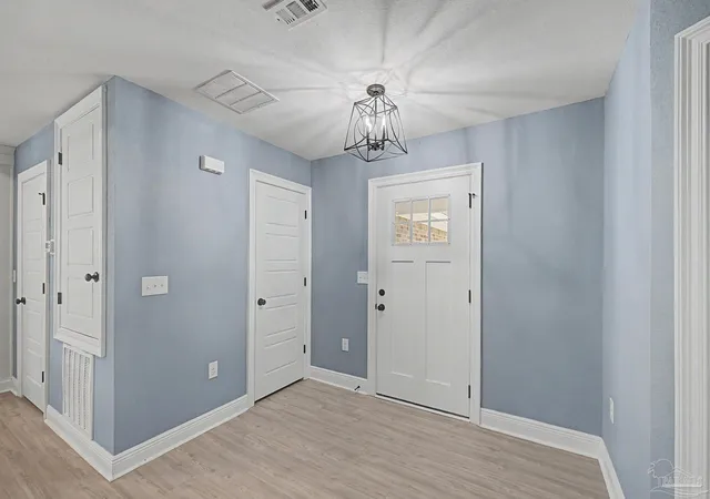 Photo 4 of Single family home for sale at 10427 Tanton Rd, Pensacola, FL 32506 | MLS# 682267 | Listing updated on 2026-09-15